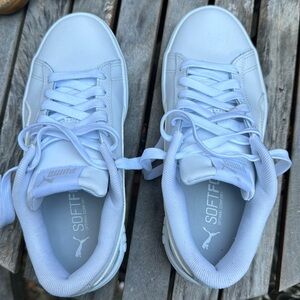 Ladies Puma soft foam